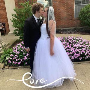 Meet your Posher, Zeke